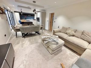 Lounge area- click for photo gallery